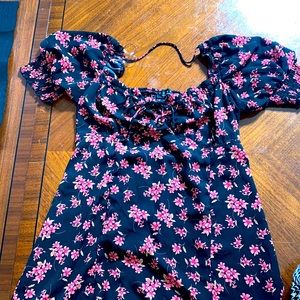 TRIXXI CLOTHING COMPANY FLORAL DRESS